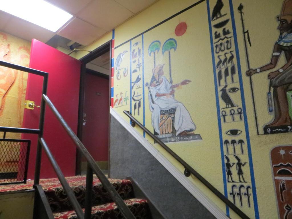 Hollywood Inn & Suites Gurnee Bagian luar foto